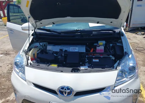 2015 Toyota Prius Persona Series Special Edition from USA, damaged, VIN JTDKN3DU7F0419979